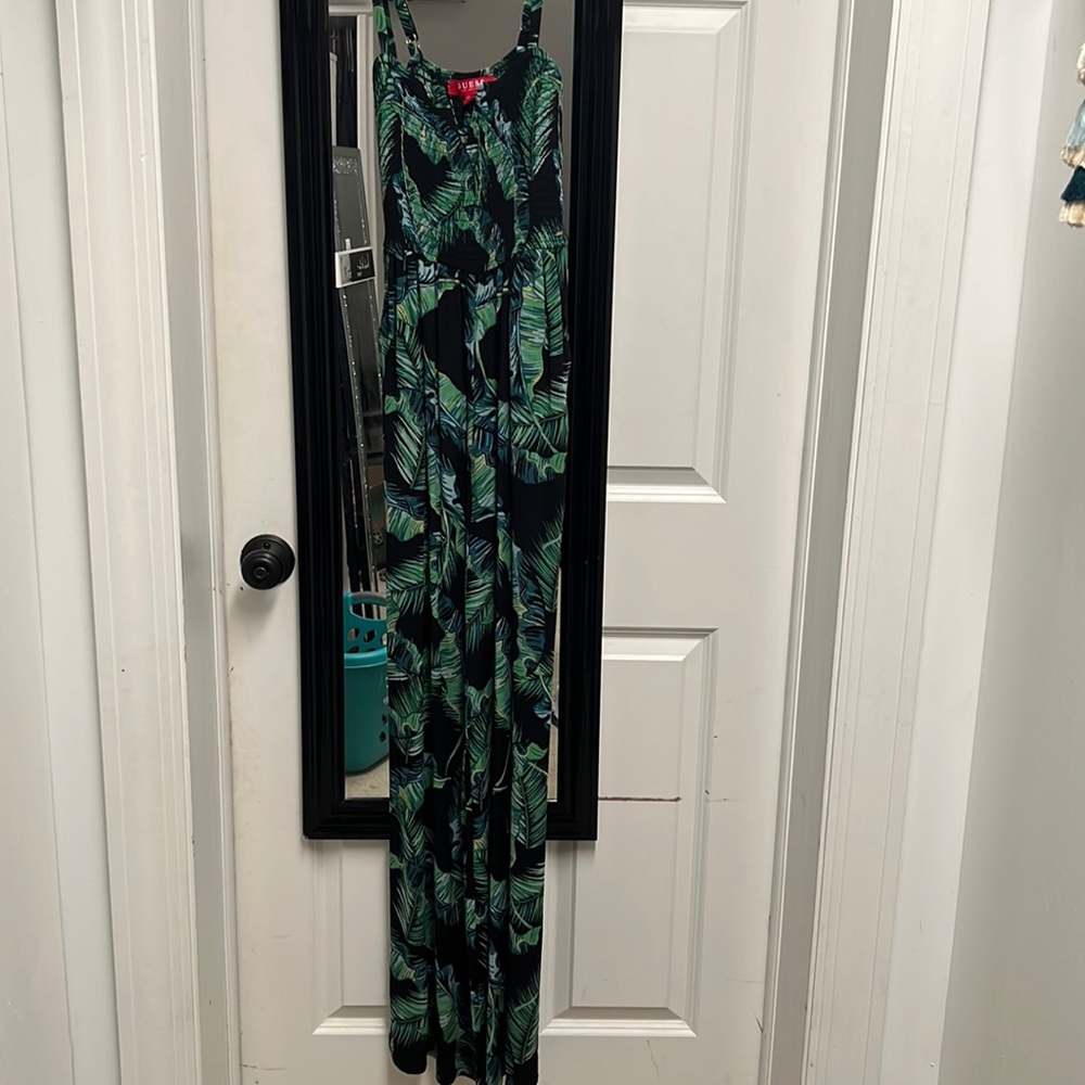 Guess tropical jumpsuit size can nwt